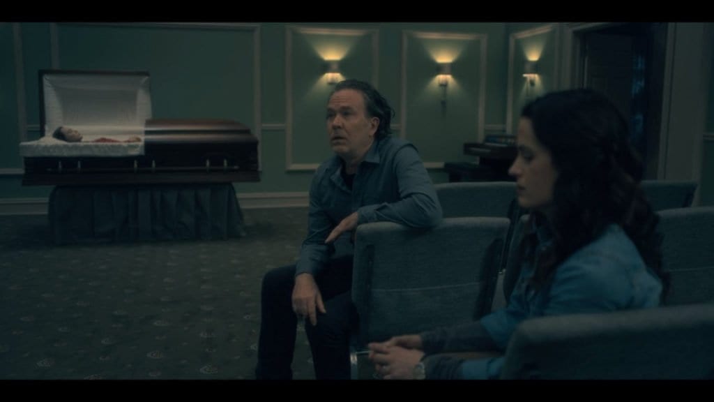 Timothy Hutton and Elizabeth Reaser as Hugh and Shirley Crain, The Haunting of Hill House