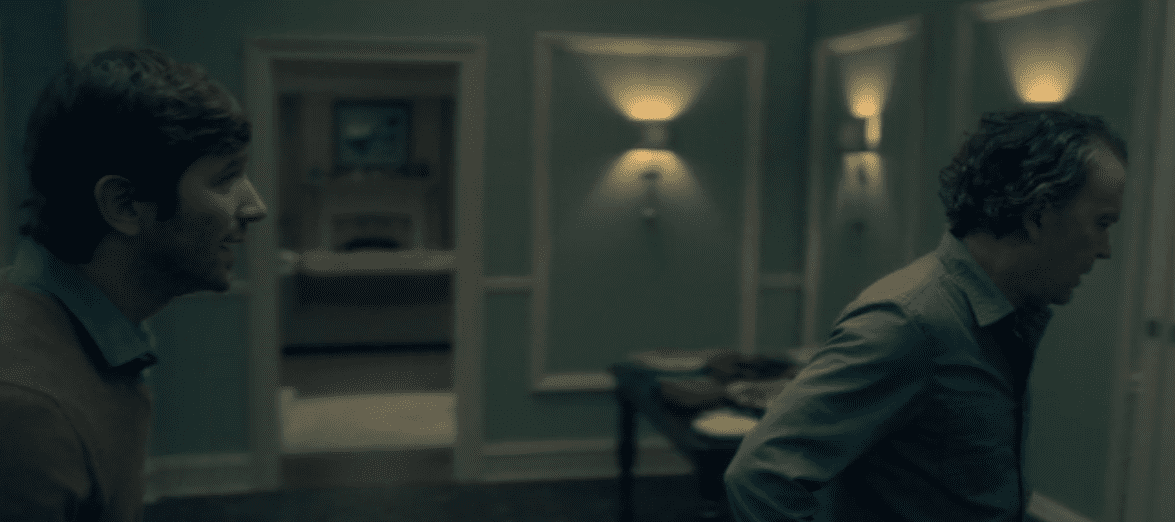 Steve argues with Hugh in Netflix's The Haunting of Hill House