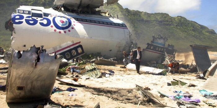 The wreckage of the plane is on the beach in the pilot episode of Lost