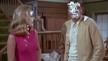 Sam and Darrin from Bewitched with pie on their faces