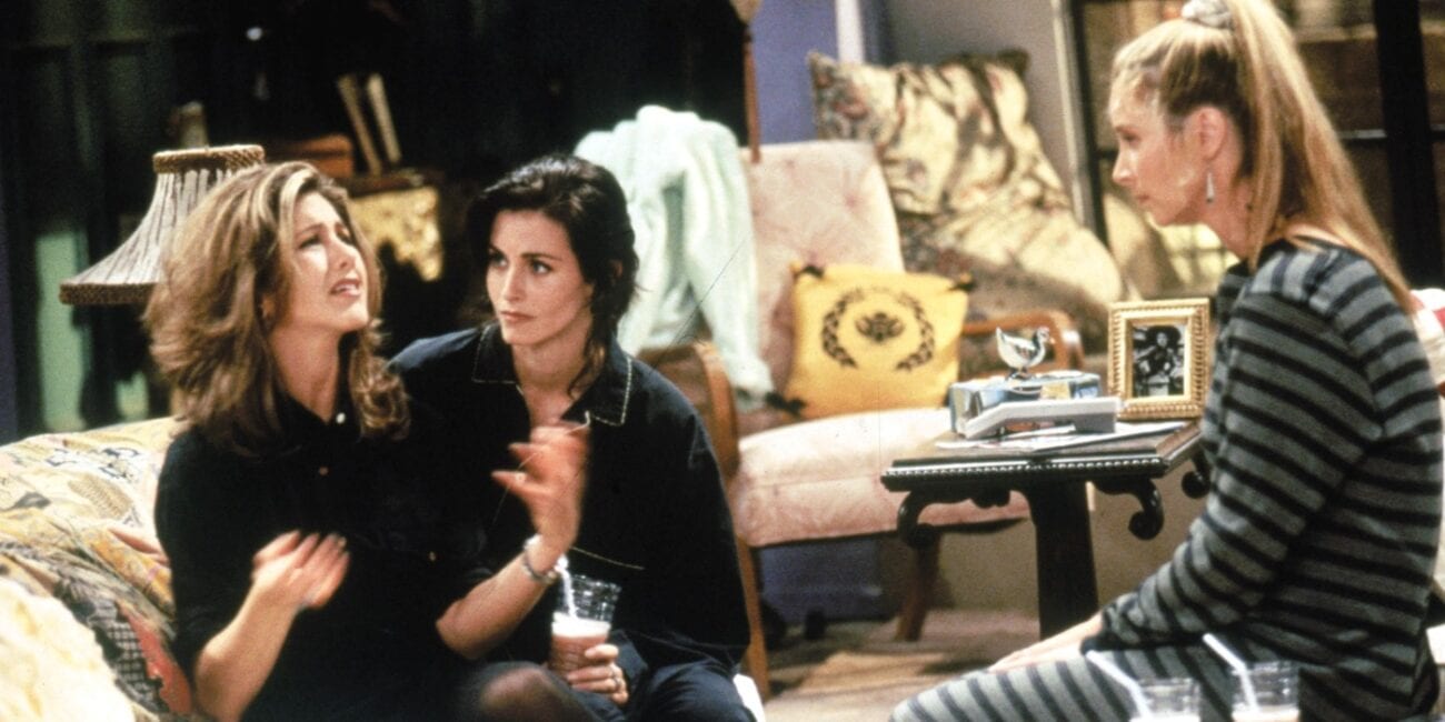 Rachel, Monica and Phoebe in Season 1 of Friends classic 90s tv show