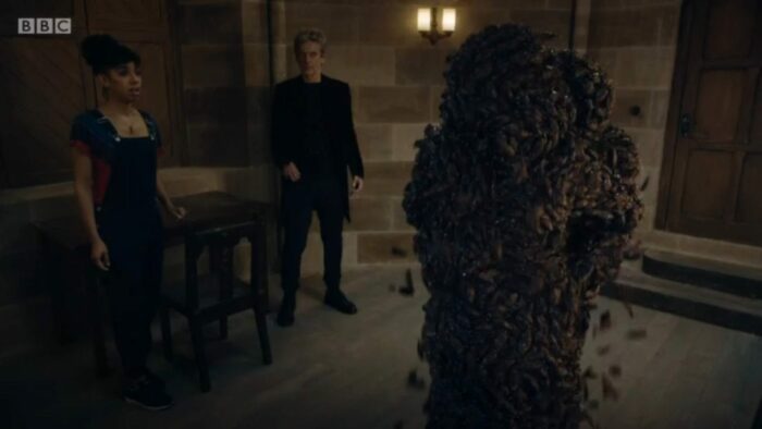 The Dryads consume the Landlord and his mother as the Twelfth Doctor and Bill look on