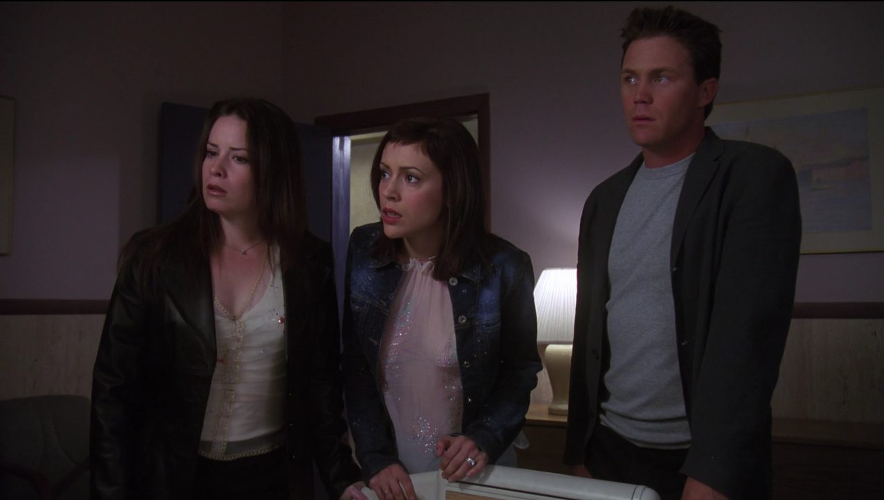 Piper (Holly Marie Combs), Phoebe (Alyssa Milano) and Leo (Brian Krause) arrive at Paige's hospital room.