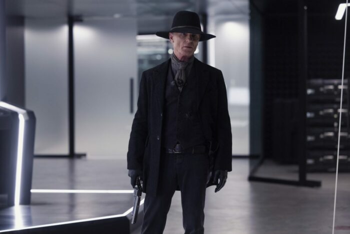 The Man in Black ready to attack in Westworld