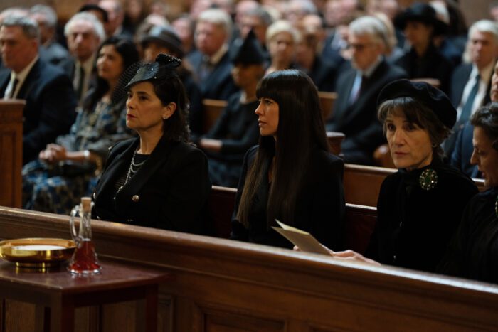 2 of 3 of Logan’s ex wives and his last mistress sit together at his funeral