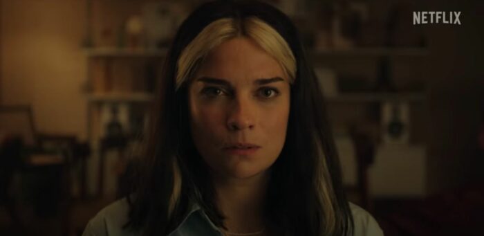 Annie Murphy has dark hair with a blond streaks to the front in the trailer for Black Mirror Season 6
